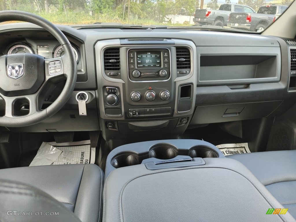 2019 1500 Classic Tradesman Crew Cab - Brilliant Black Crystal Pearl / Black/Diesel Gray photo #9