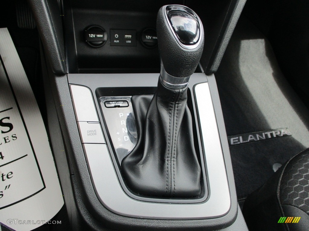 2019 Elantra SE - Quartz White Pearl / Black photo #19
