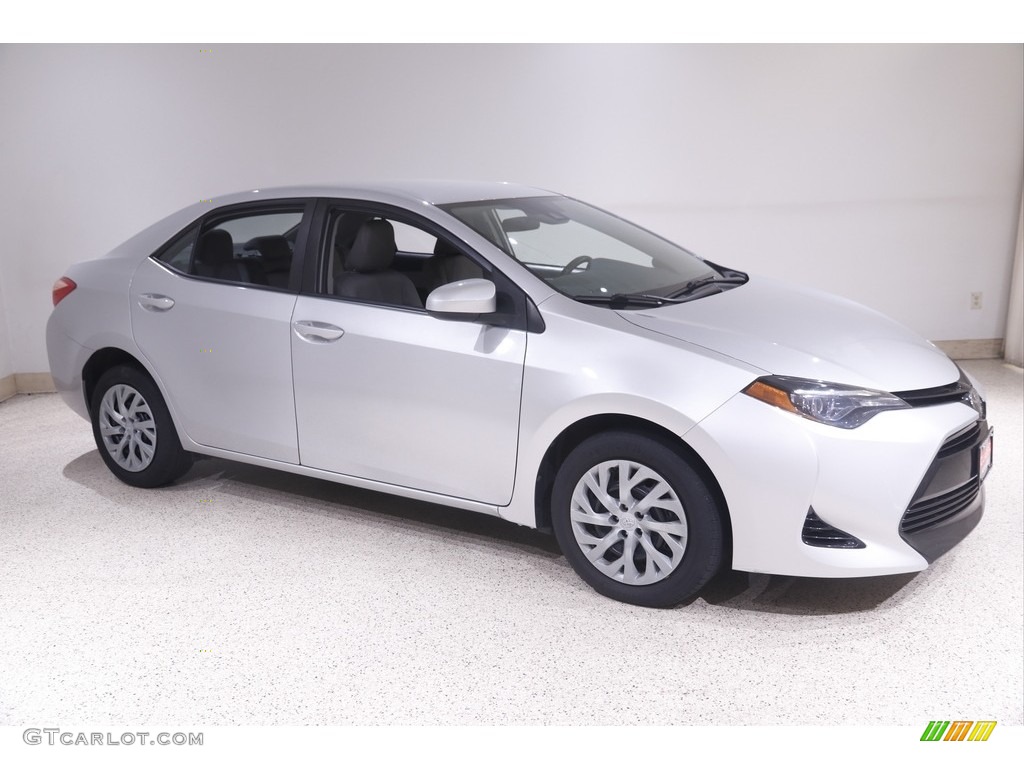 2017 Corolla LE - Classic Silver Metalic / Ash Gray photo #1