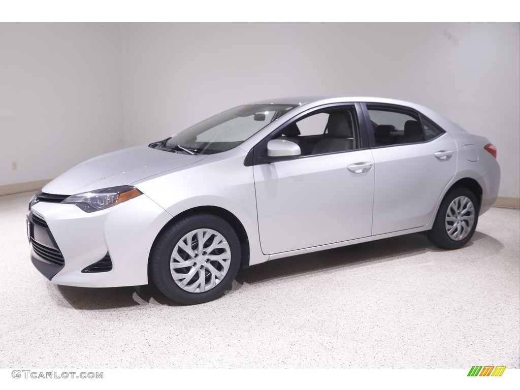 2017 Corolla LE - Classic Silver Metalic / Ash Gray photo #3