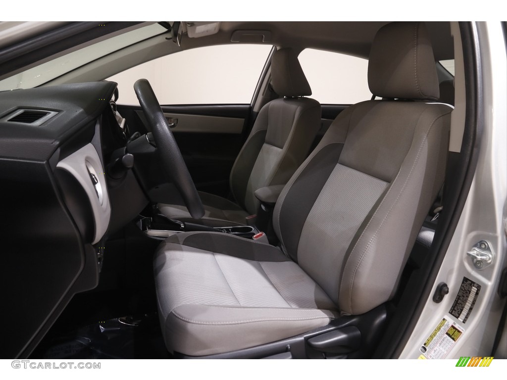 2017 Corolla LE - Classic Silver Metalic / Ash Gray photo #5