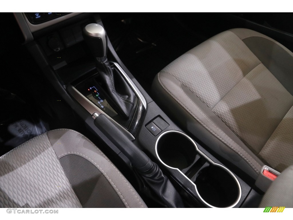 2017 Corolla LE - Classic Silver Metalic / Ash Gray photo #13