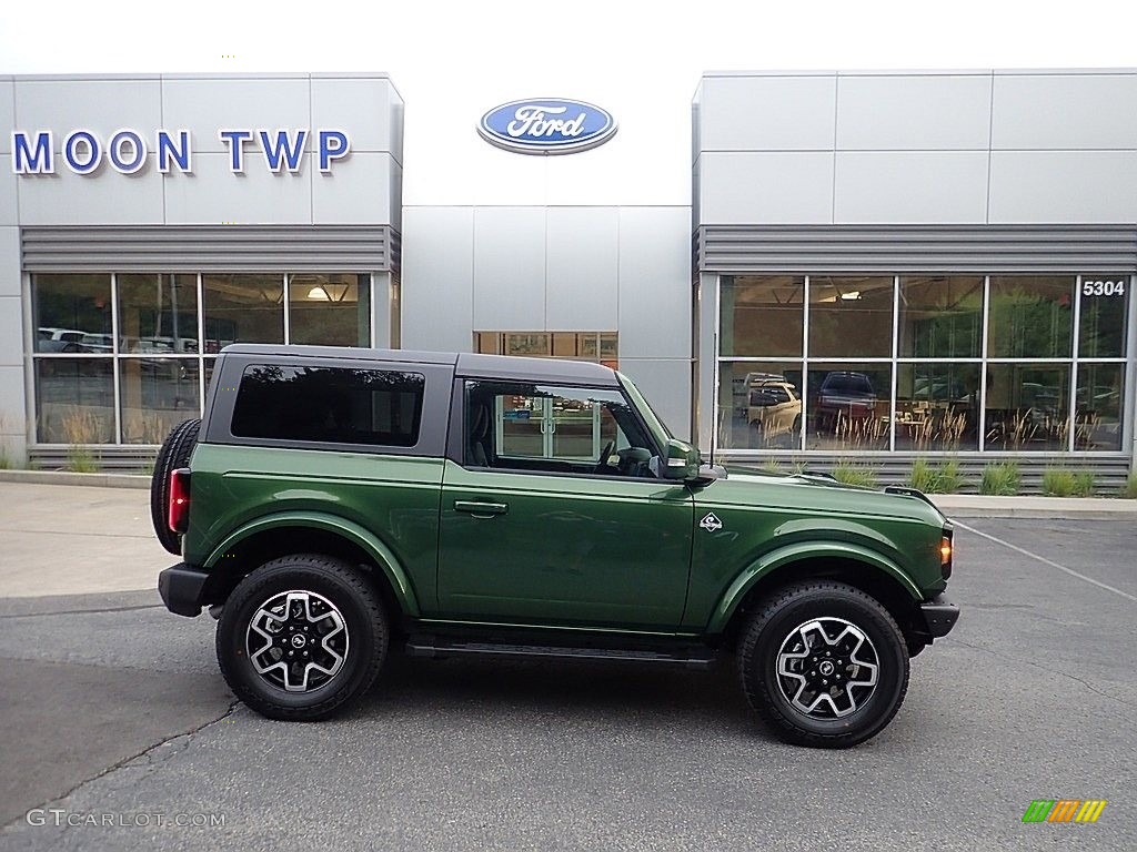 2022 Bronco Outer Banks 4x4 2-Door - Eruption Green Metallic / Roast/Black Onyx photo #1