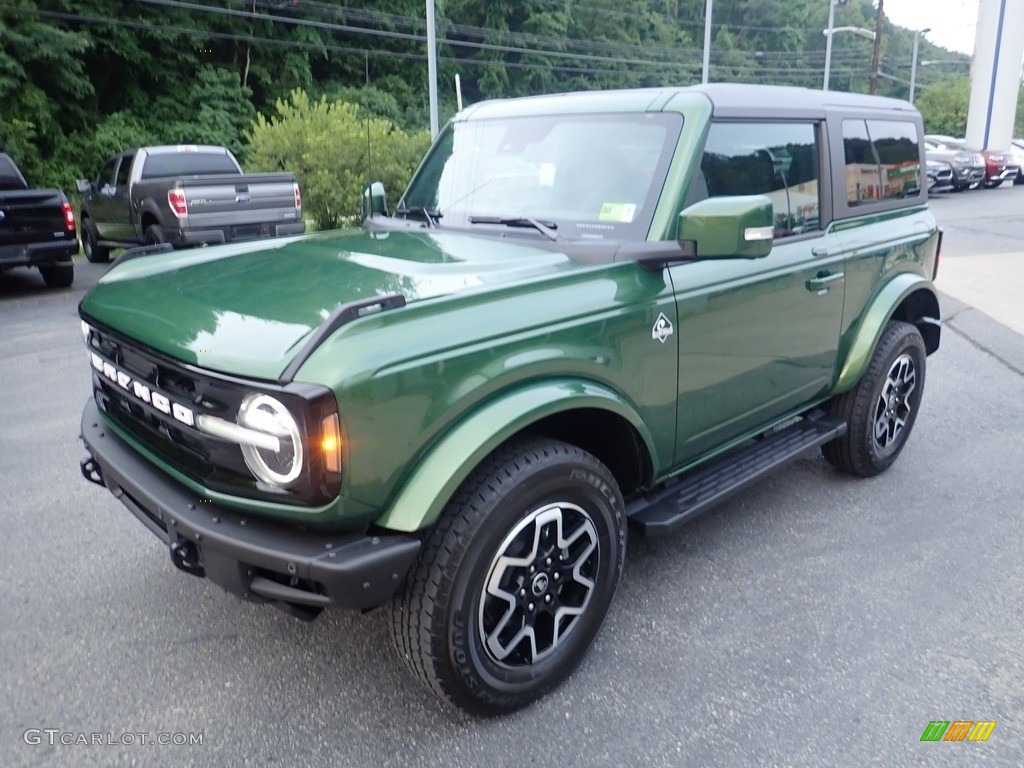 Eruption Green Metallic 2022 Ford Bronco Outer Banks 4x4 2-Door Exterior Photo #144622264