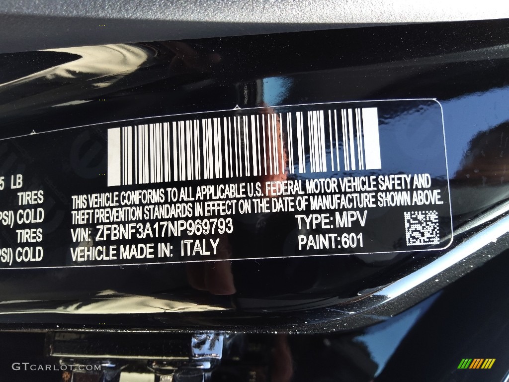2022 500X Color Code 601 for Nero Cinema (Black) Photo #144622948