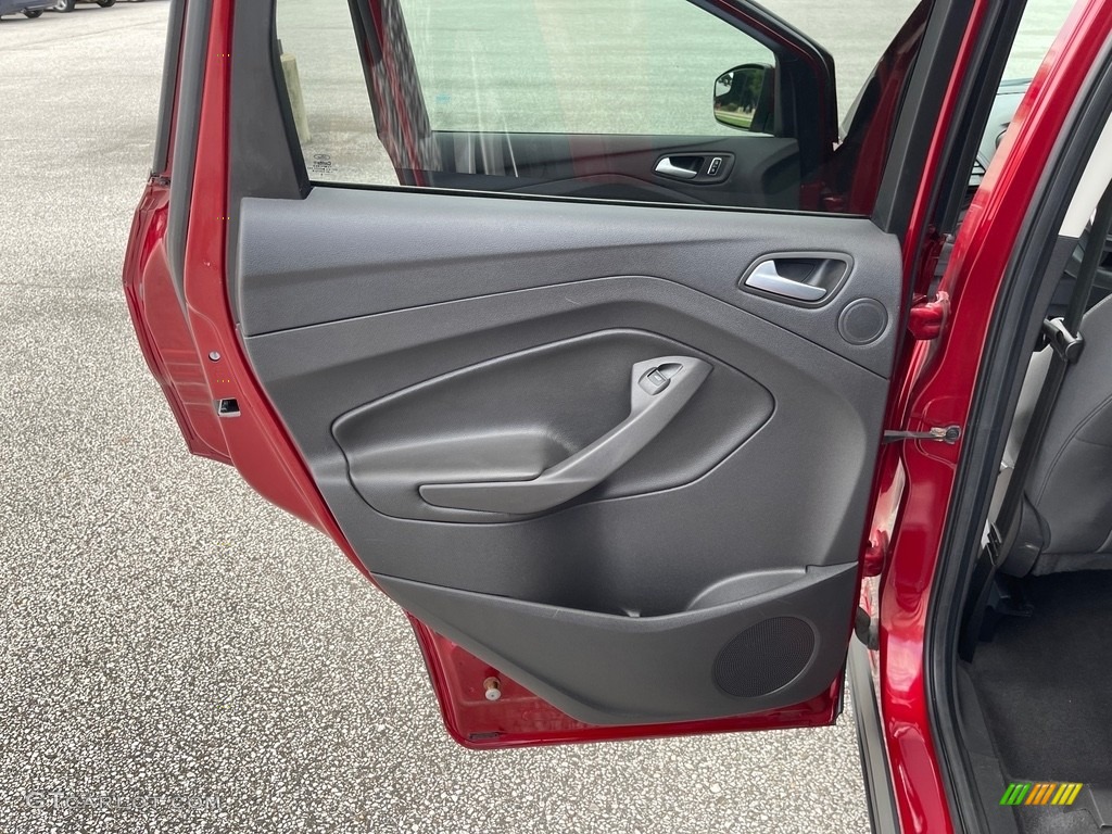 2016 Escape SE 4WD - Ruby Red Metallic / Charcoal Black photo #14
