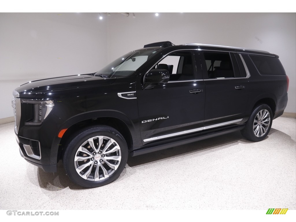 2021 GMC Yukon XL Denali 4WD Exterior Photos