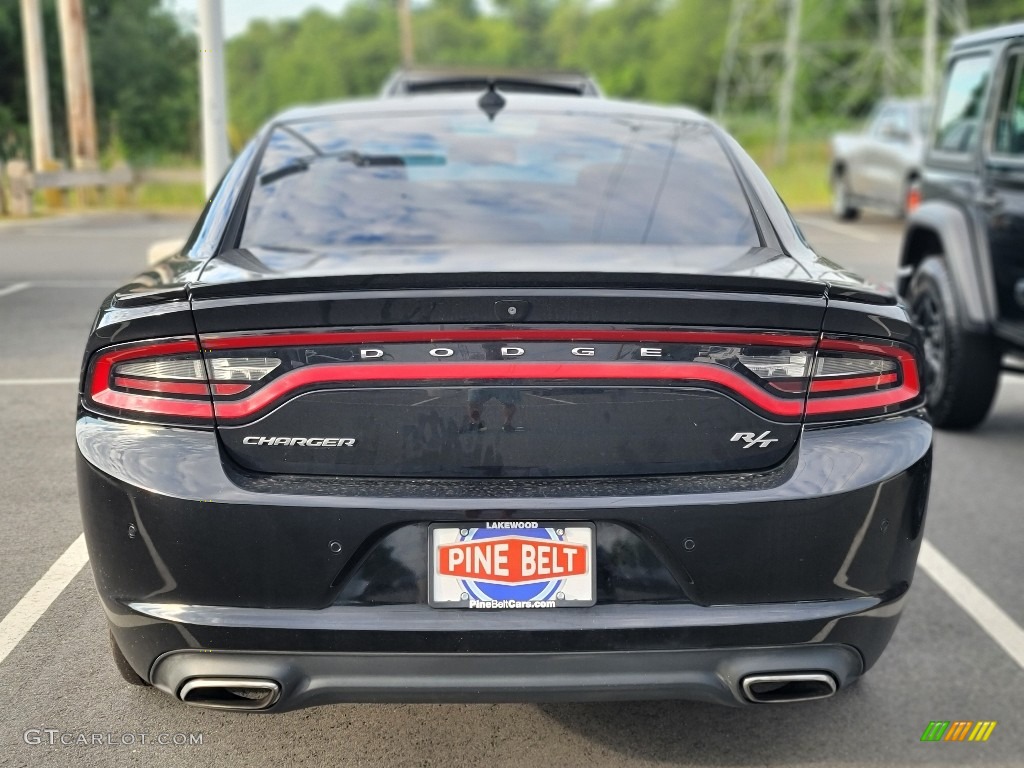 2015 Charger R/T - Pitch Black / Black/Ruby Red photo #5