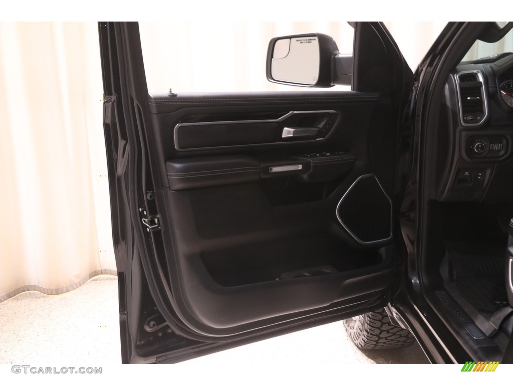 2020 1500 Laramie Crew Cab 4x4 - Diamond Black Crystal Pearl / Black photo #4