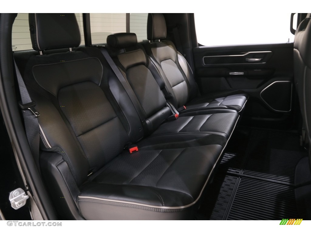 2020 1500 Laramie Crew Cab 4x4 - Diamond Black Crystal Pearl / Black photo #19