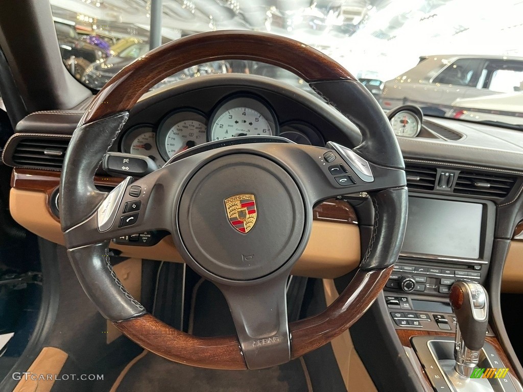 2016 Porsche 911 Turbo S Cabriolet Black/Luxor Beige Steering Wheel Photo #144627548