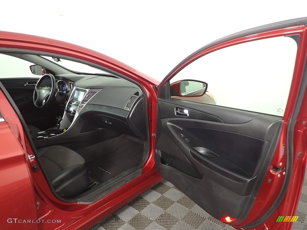 2013 Sonata SE - Venetian Red Pearl / Black photo #28
