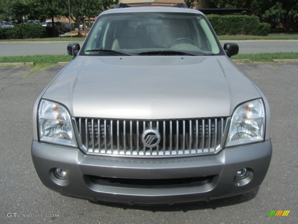 2005 Mountaineer V6 - Light French Silk Metallic / Medium Dark Parchment photo #5