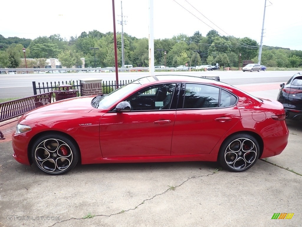 2022 Giulia Veloce AWD - Alfa Rosso (Red) / Black photo #2