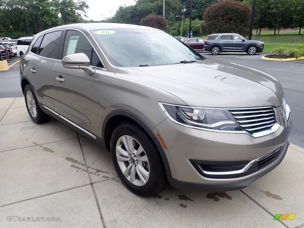 Luxe Metallic 2016 Lincoln MKX Premier AWD Exterior Photo #144629972