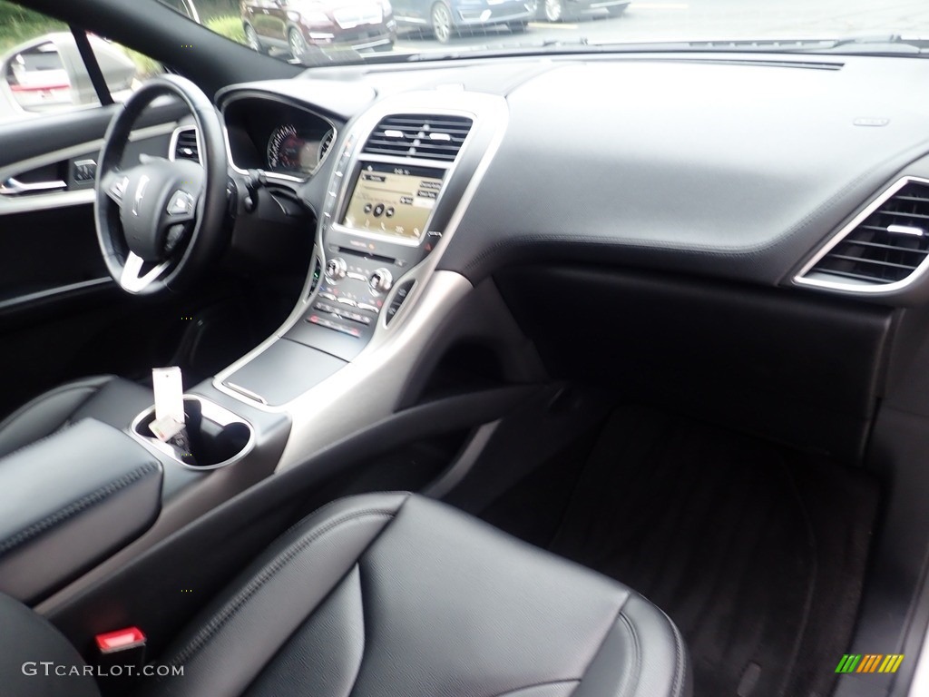 2016 Lincoln MKX Premier AWD Ebony Dashboard Photo #144630053