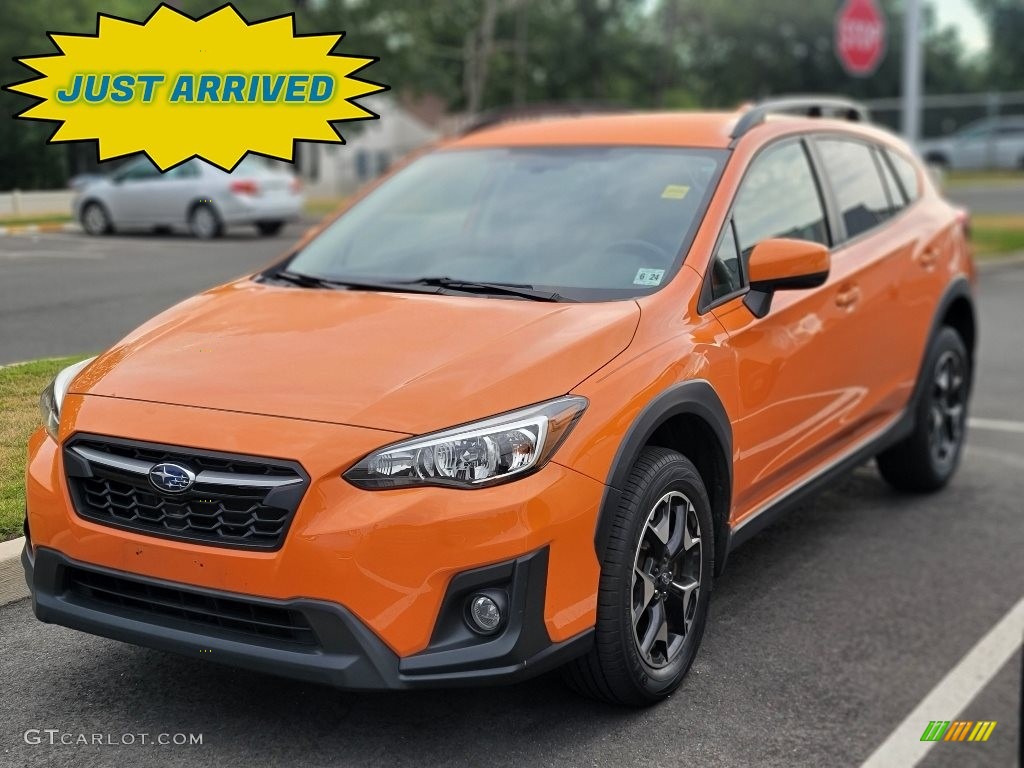 2019 Crosstrek 2.0i Premium - Sunshine Orange / Gray photo #1