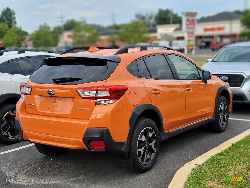 2019 Crosstrek 2.0i Premium - Sunshine Orange / Gray photo #5