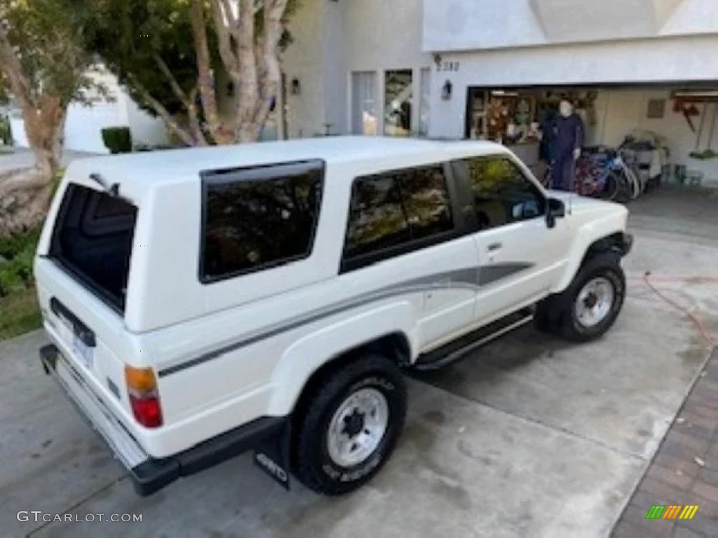 White 1989 Toyota 4Runner SR5 V6 4x4 Exterior Photo #144631103