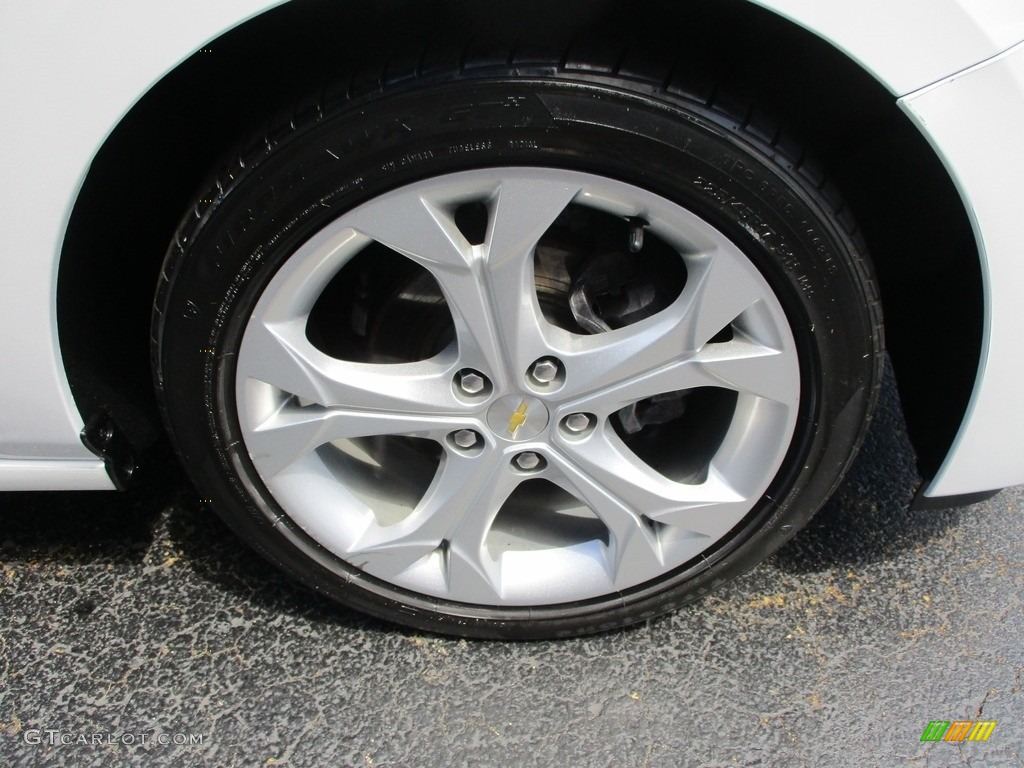 2018 Chevrolet Cruze Premier Hatchback Wheel Photos