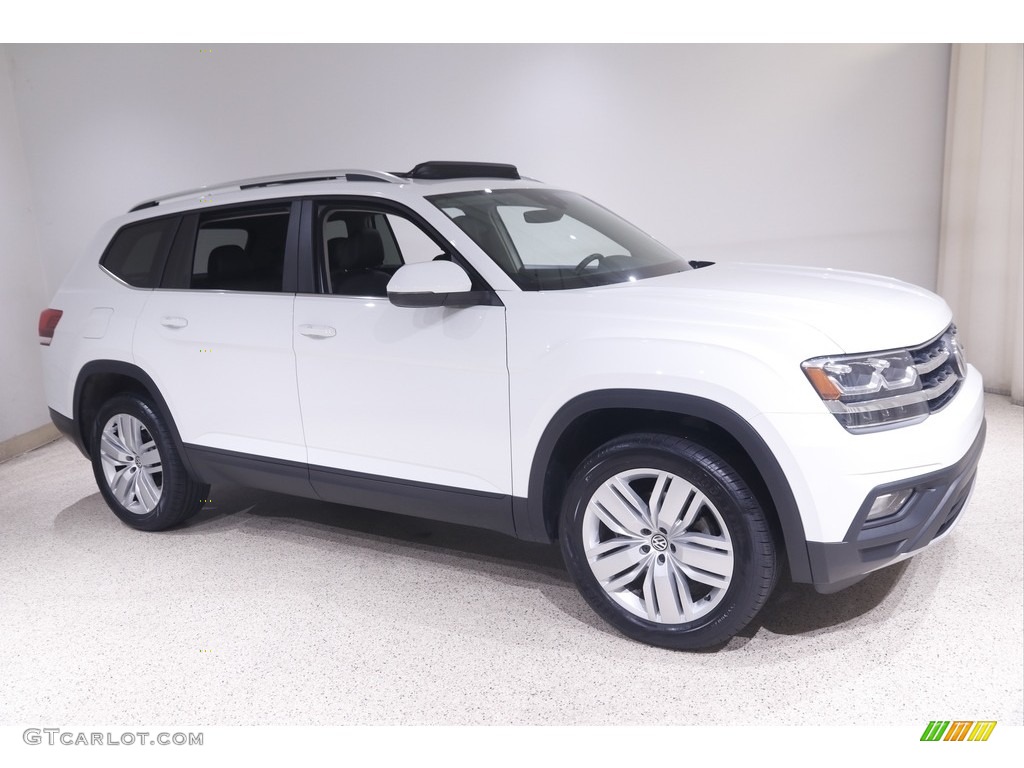 2019 Atlas SE 4Motion - Pure White / Titan Black photo #1