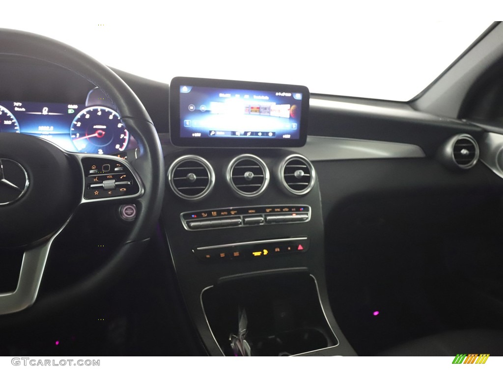 2020 GLC 300 - Iridium Silver Metallic / Black photo #25