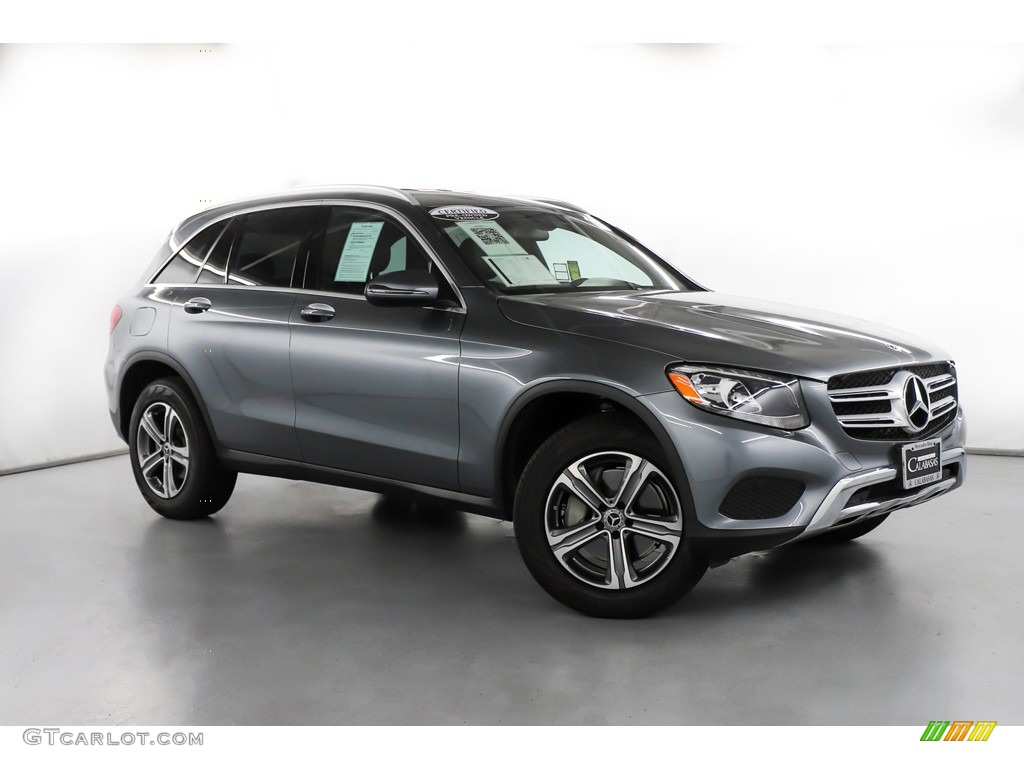 2019 GLC 300 4Matic - Selenite Grey Metallic / Black photo #2