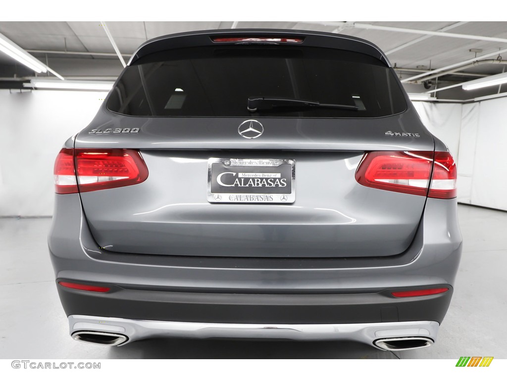 2019 GLC 300 4Matic - Selenite Grey Metallic / Black photo #6