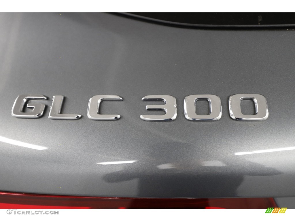2019 GLC 300 4Matic - Selenite Grey Metallic / Black photo #10