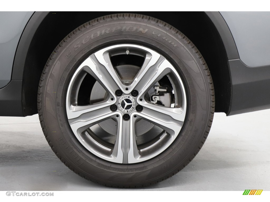 2019 GLC 300 4Matic - Selenite Grey Metallic / Black photo #18