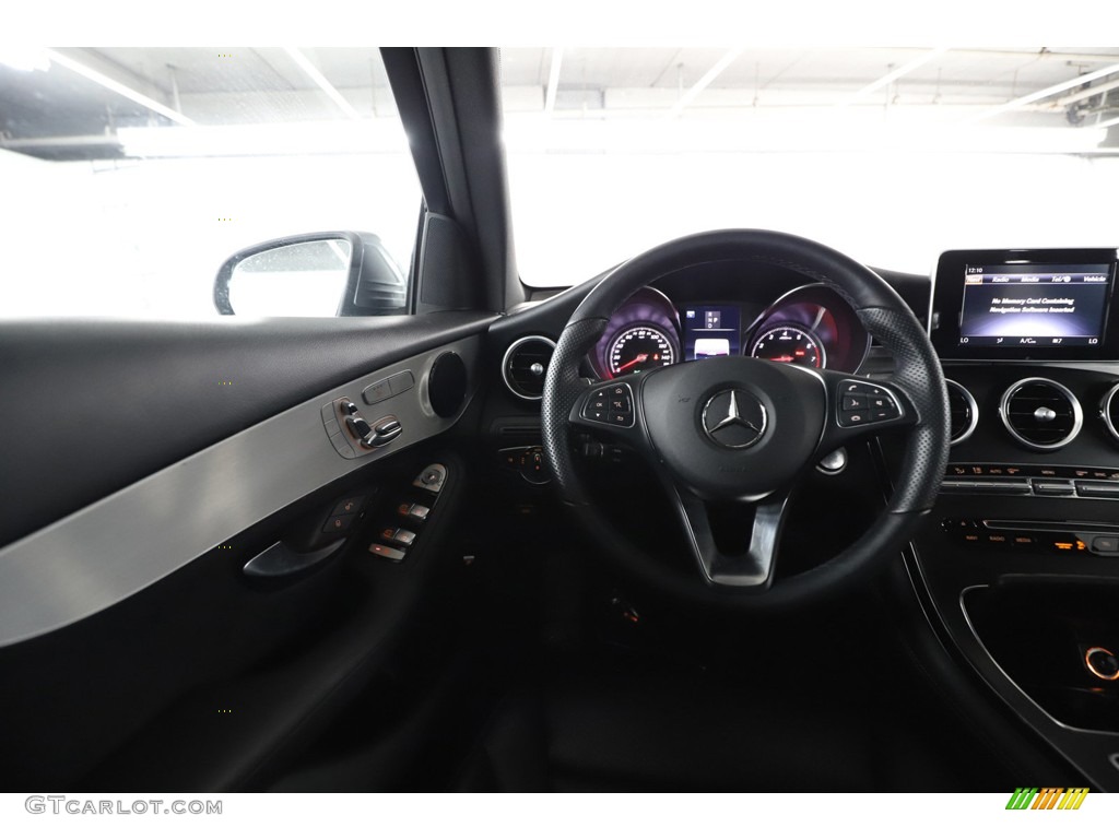 2019 GLC 300 4Matic - Selenite Grey Metallic / Black photo #23