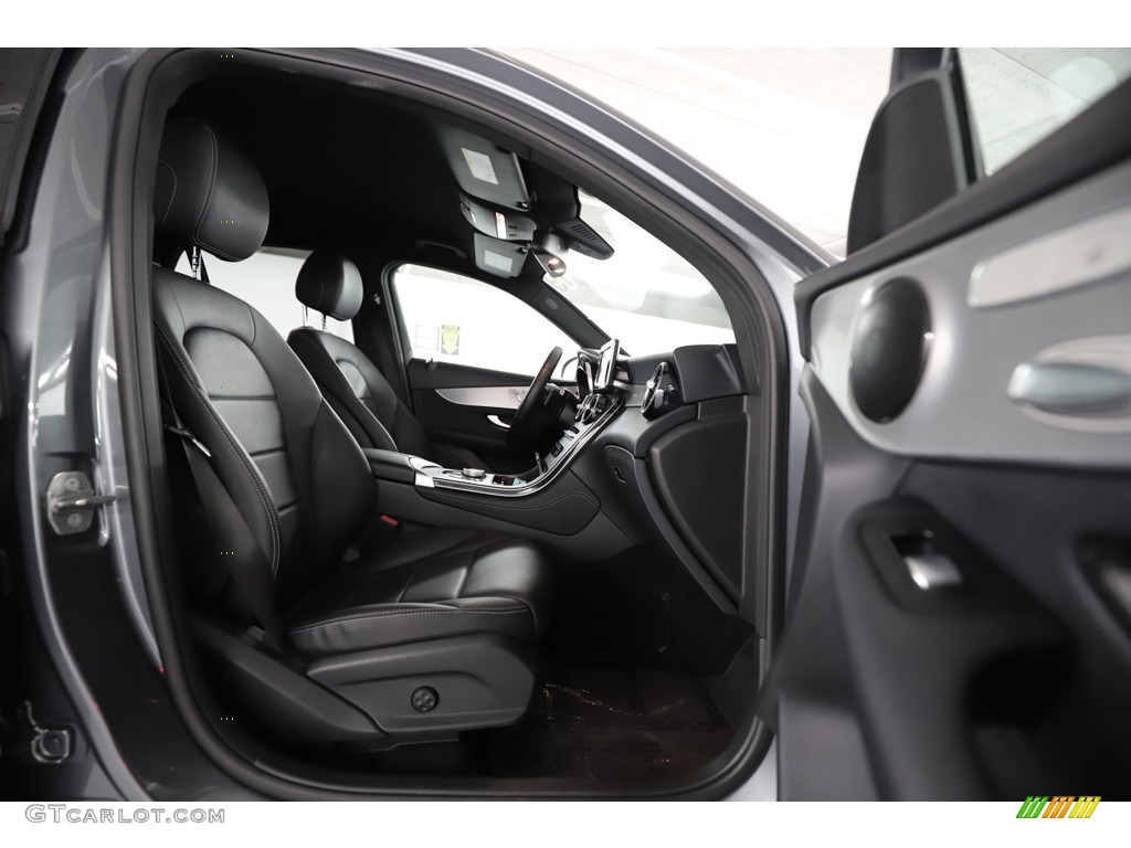 2019 GLC 300 4Matic - Selenite Grey Metallic / Black photo #31