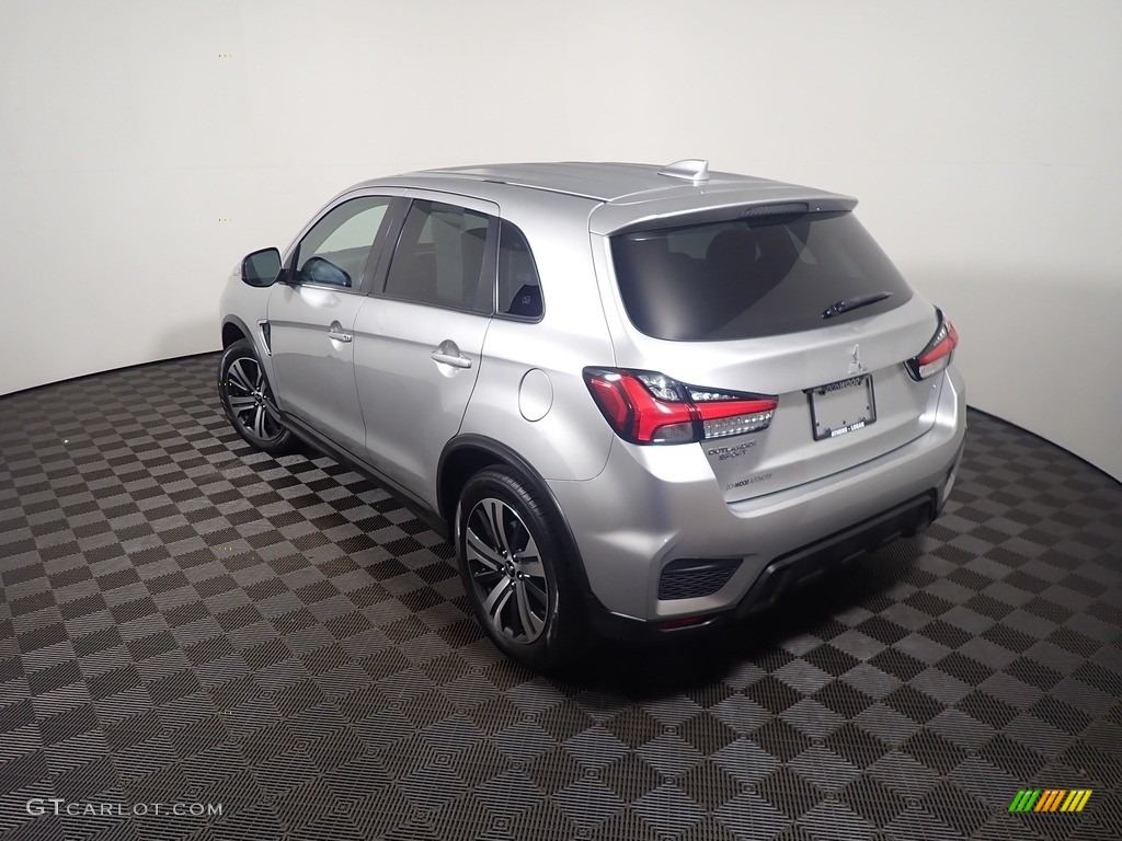 2020 Outlander Sport SE AWC - Alloy Silver Metallic / Black photo #12