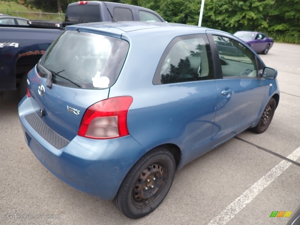 2007 Yaris 3 Door Liftback - Bayou Blue Metallic / Bisque photo #4