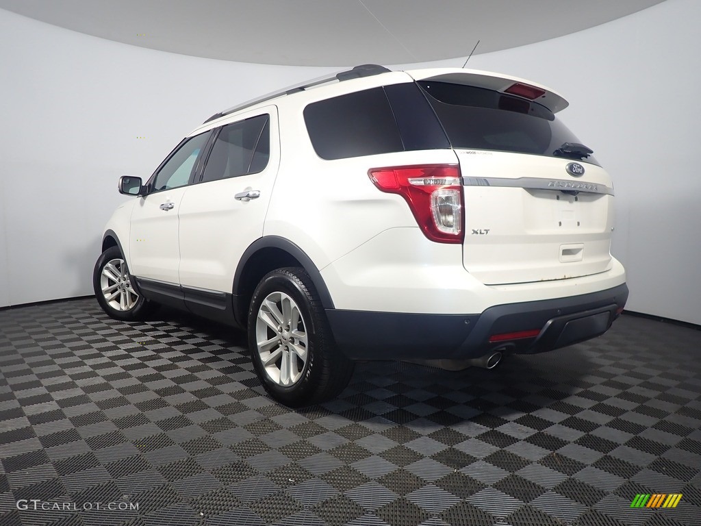 2014 Explorer XLT 4WD - Oxford White / Charcoal Black photo #12