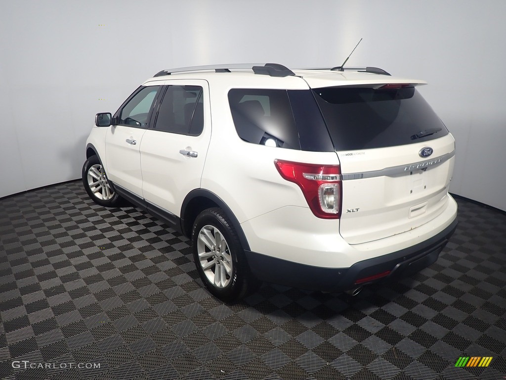 2014 Explorer XLT 4WD - Oxford White / Charcoal Black photo #13