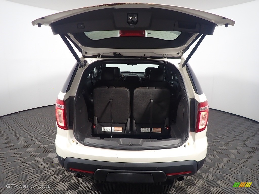 2014 Explorer XLT 4WD - Oxford White / Charcoal Black photo #15