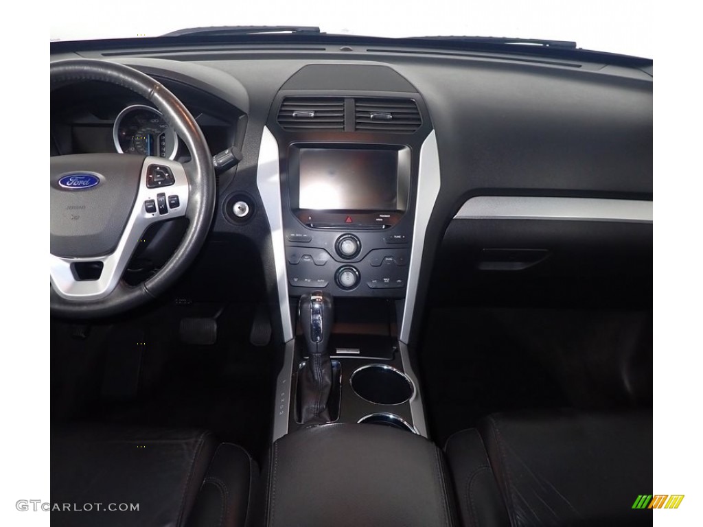 2014 Explorer XLT 4WD - Oxford White / Charcoal Black photo #28