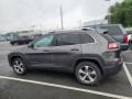 Granite Crystal Metallic - Cherokee Limited 4x4 Photo No. 8