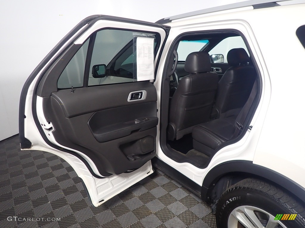 2014 Explorer XLT 4WD - Oxford White / Charcoal Black photo #37