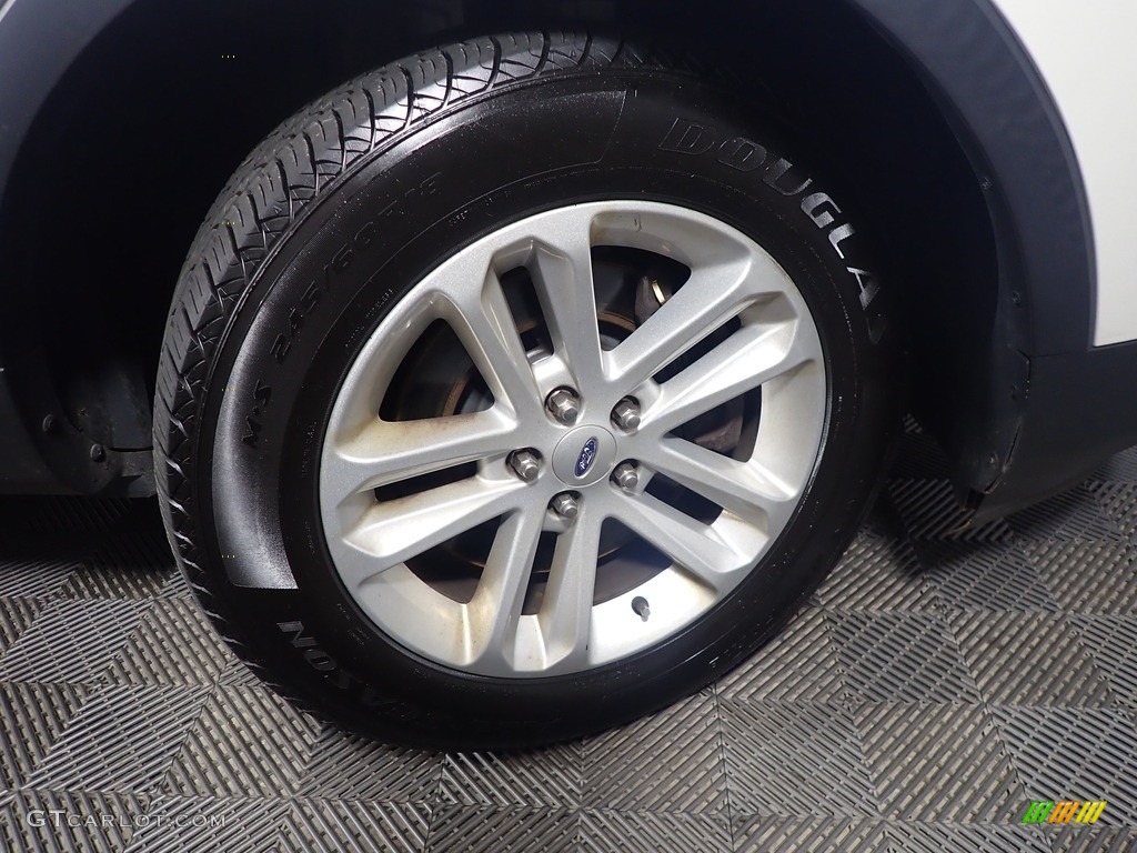 2014 Explorer XLT 4WD - Oxford White / Charcoal Black photo #44