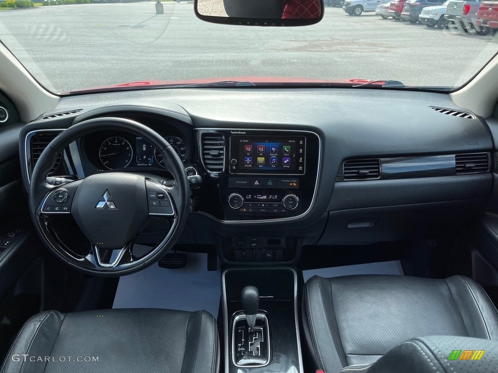 2017 Mitsubishi Outlander SEL S-AWC Black Dashboard Photo #144637284