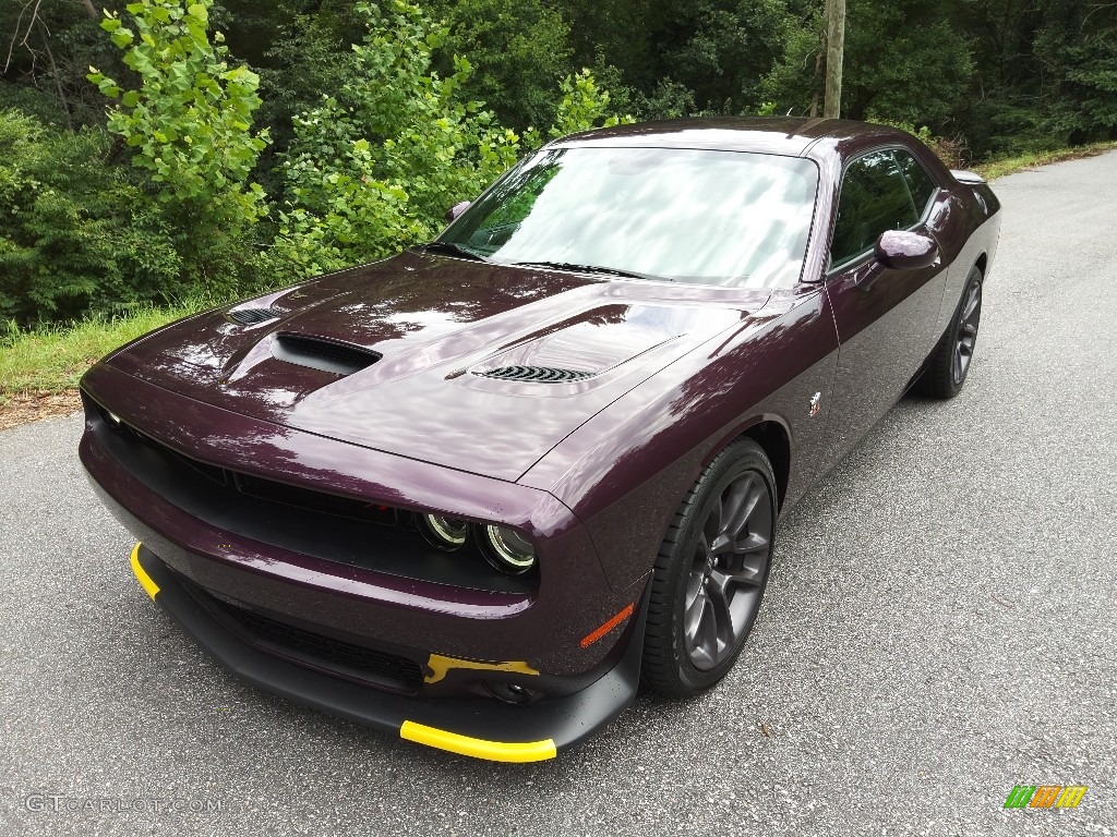 2022 Challenger R/T Scat Pack - Hellraisin / Black photo #2