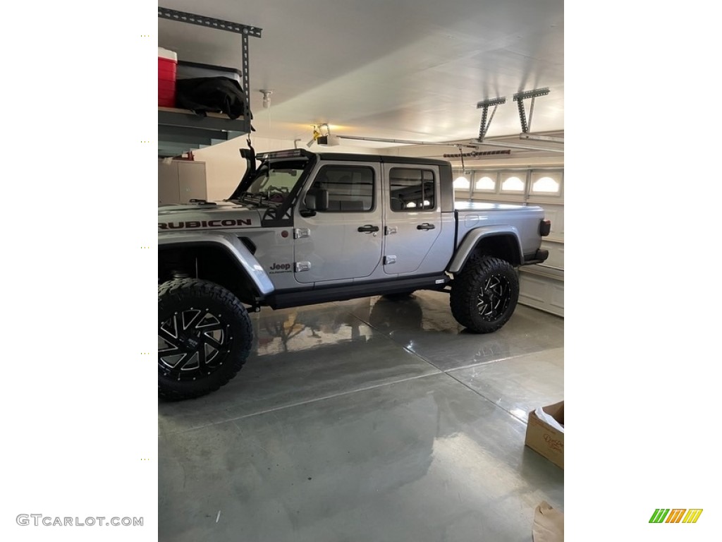 2020 Gladiator Rubicon 4x4 - Billet Silver Metallic / Black photo #2