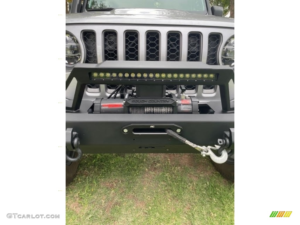 2020 Gladiator Rubicon 4x4 - Billet Silver Metallic / Black photo #29