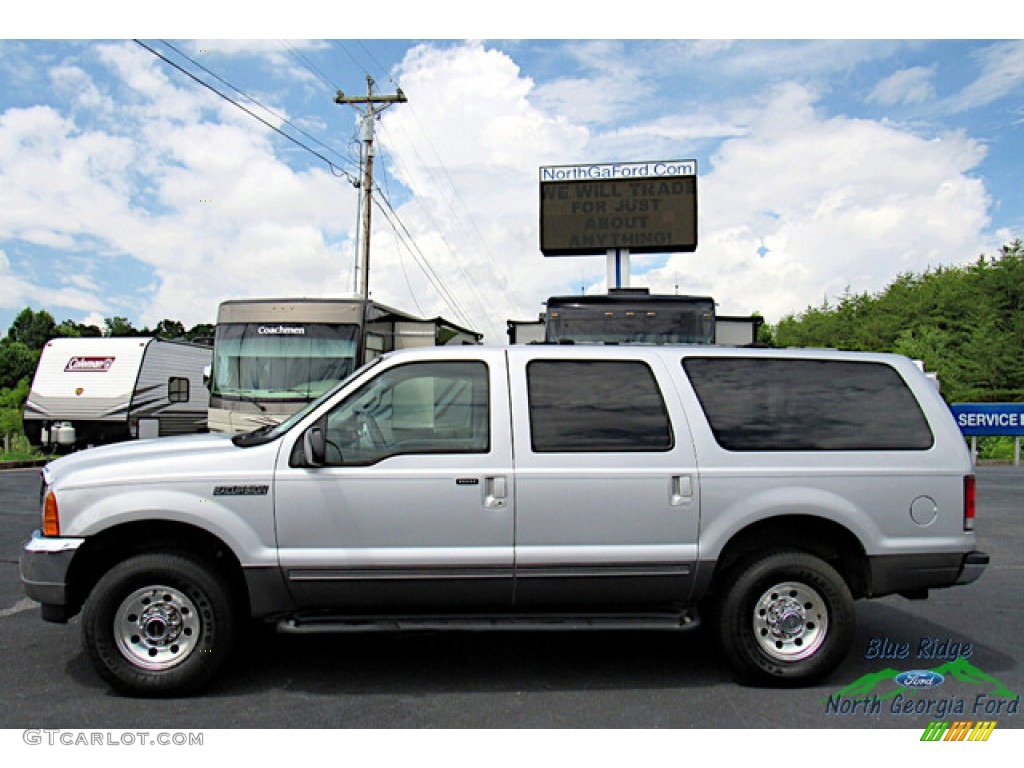 Silver Metallic 2001 Ford Excursion XLT 4x4 Exterior Photo #144640090