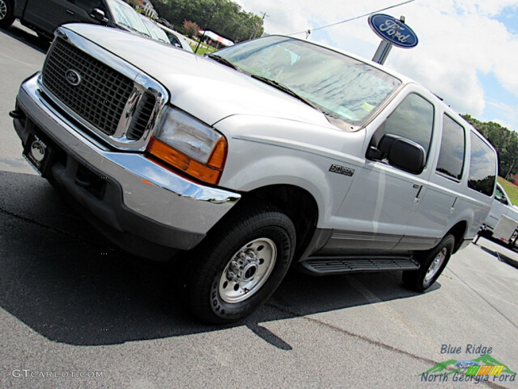 2001 Excursion XLT 4x4 - Silver Metallic / Medium Graphite photo #20