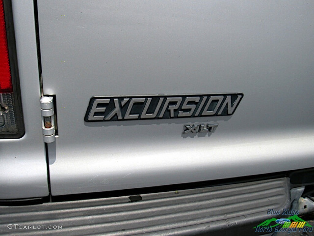 2001 Ford Excursion XLT 4x4 Marks and Logos Photo #144640356