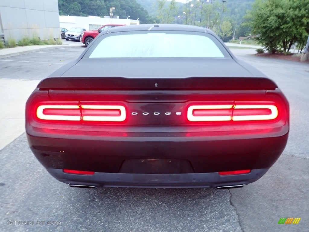 2015 Challenger R/T - Pitch Black / Black photo #3