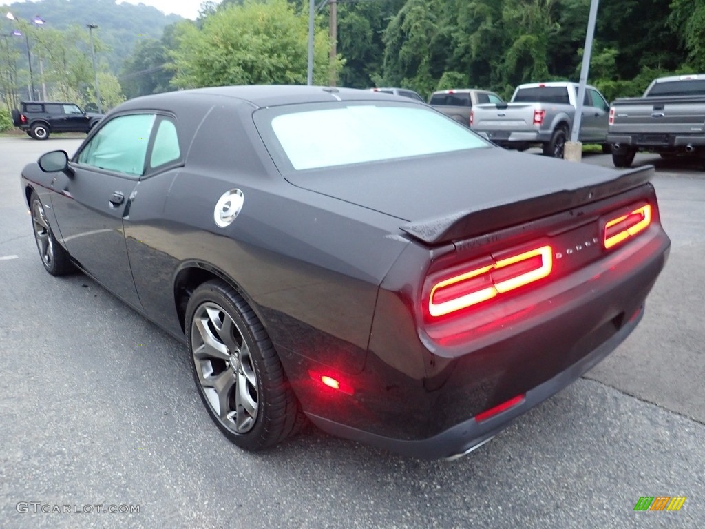 2015 Challenger R/T - Pitch Black / Black photo #5
